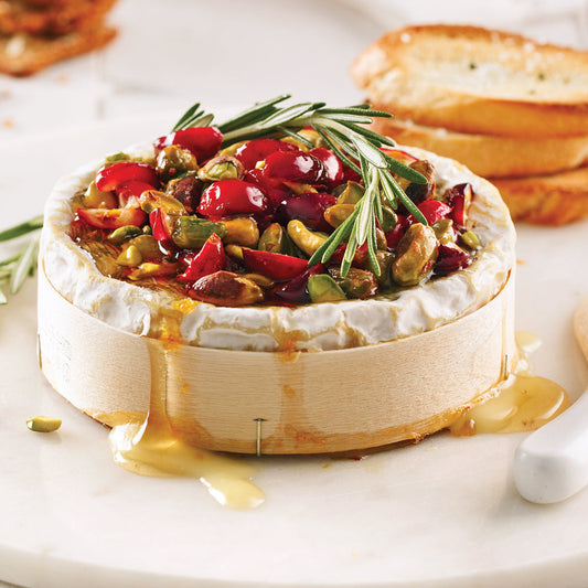 CAMEMBERT FONDANT AUX CANNEBERGES & PISTACHES