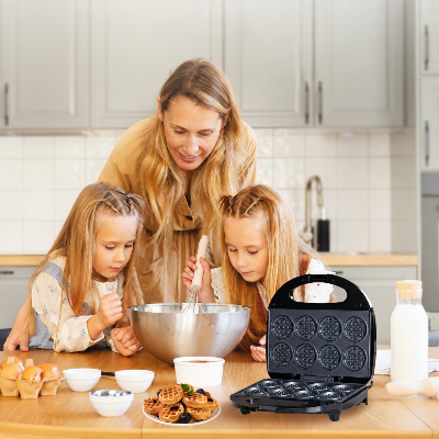 mini-gaufre-avec-deux-enfants