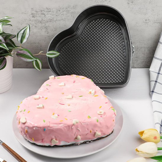 Moule-à-gateau-coeur-pour-amoureux