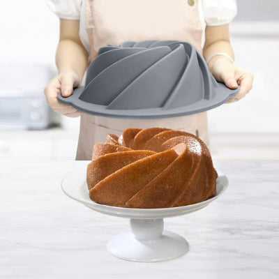 Moules-à-gateau-originaux-demoulage-rapide