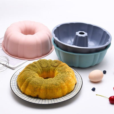 Moules-à-gateaux-noir