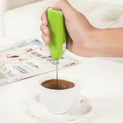 mousseur-a-lait-vert