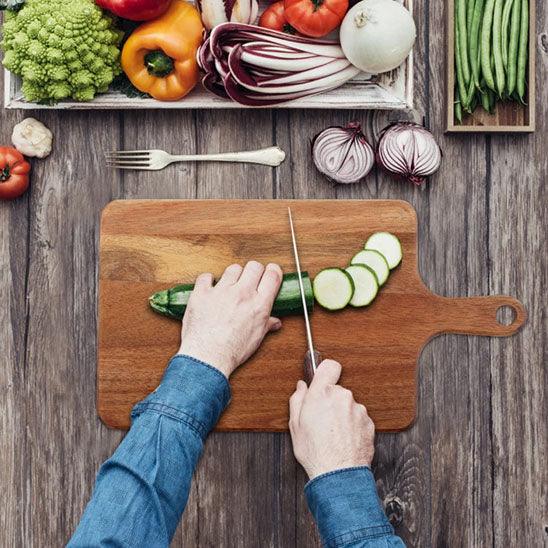 planche-a-decouper-bois-convivial