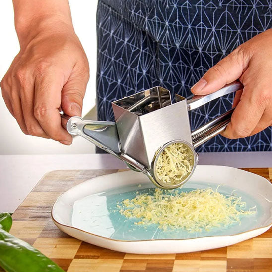 rape-a-fromage-ergonomique